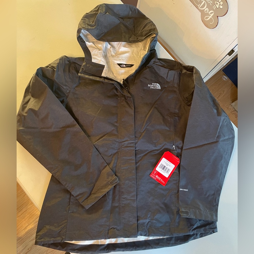 NWT TNF Ladies DriVent Rain Jacket